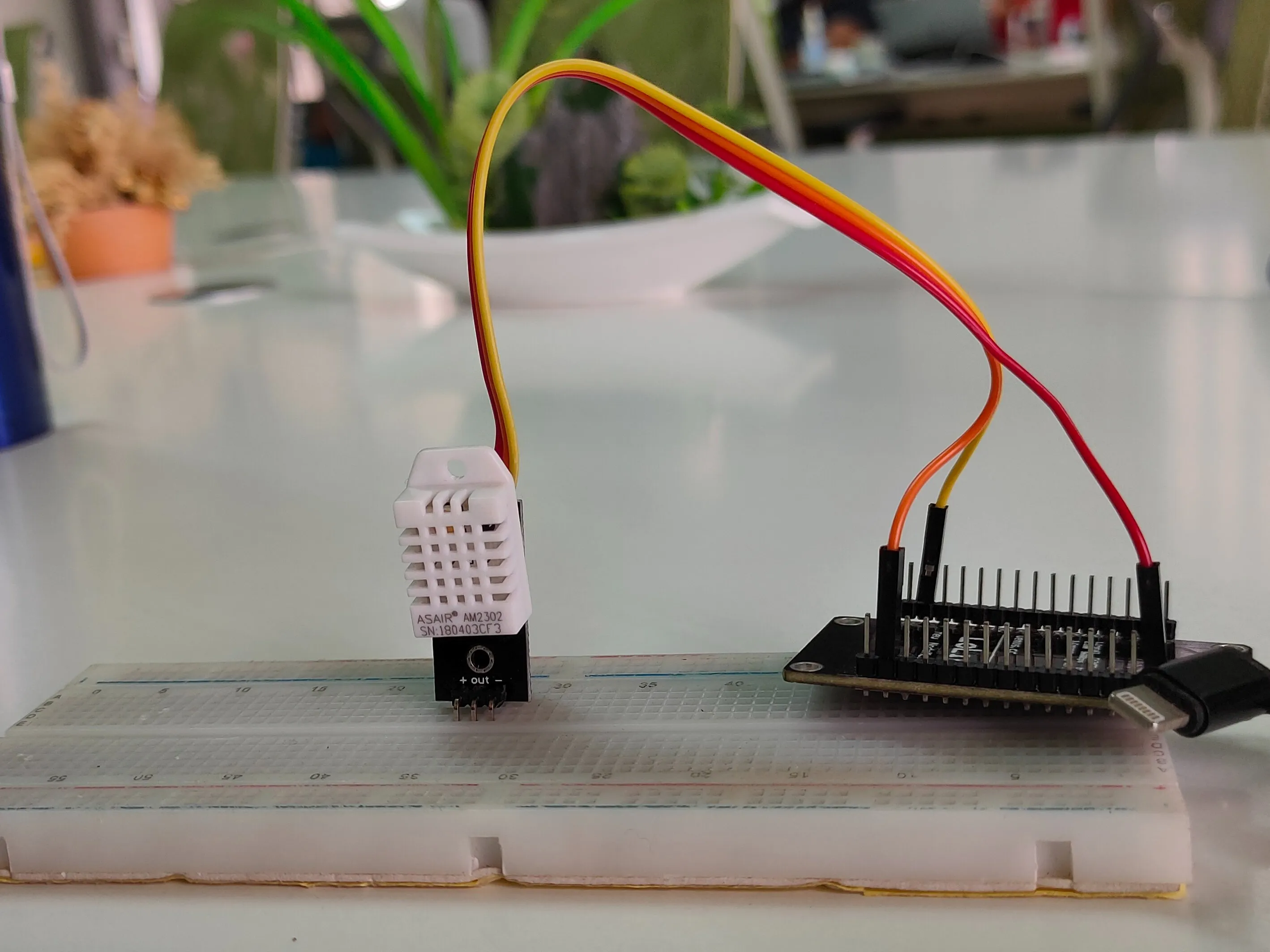 ตัวอย่างระบบส่งข้อมูลจาก ESP8266 ไป Google Sheet แบบไม่ต้องเก็บ credential ในโค้ดตรง ๆ